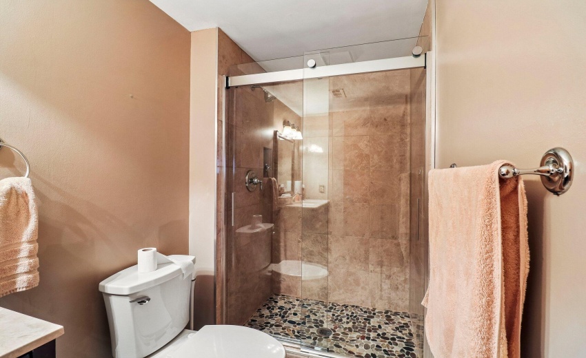 23-web-or-mls-Goldenrod Pl-S0210-023