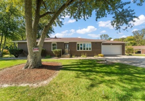 575 Old Chicago Road, Michigan City, Indiana, 3 Bedrooms Bedrooms, 7 Rooms Rooms,2 BathroomsBathrooms,Residential,For Sale,Old Chicago,NRA846285