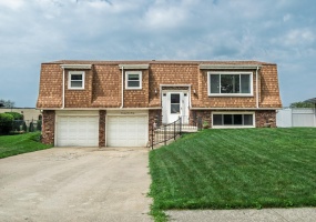 7920 Massachusetts Street, Merrillville, Indiana, 3 Bedrooms Bedrooms, 9 Rooms Rooms,2 BathroomsBathrooms,Residential,For Sale,Massachusetts,NRA844787
