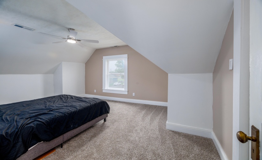2120 South Street Lafayette-26