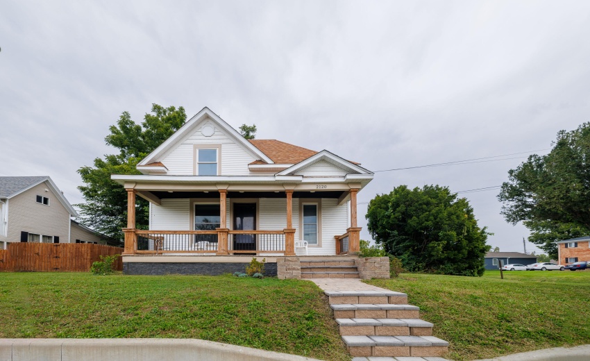 2120 South Street Lafayette-33