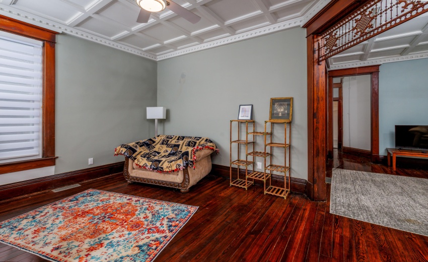 2120 South Street Lafayette-12