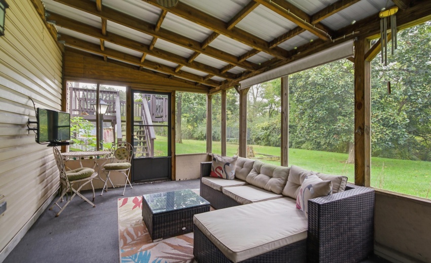 Screen Porch