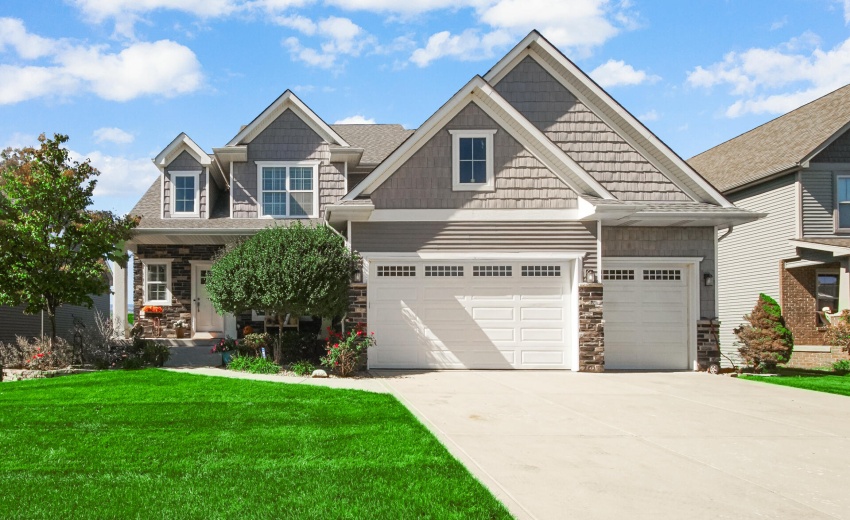 1128 Jeanne Ct
