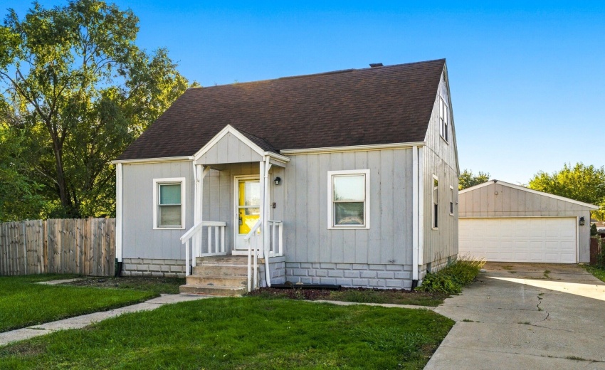 Front exterior, detached 2.5-car garage