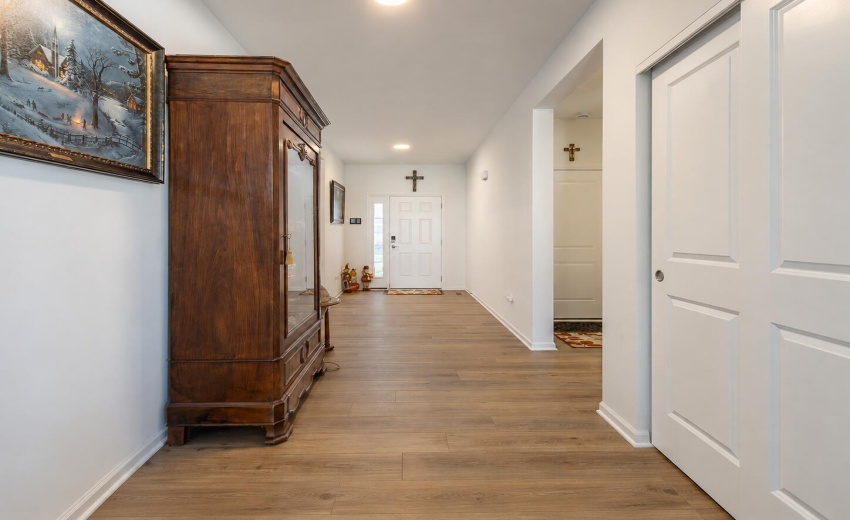 Elegant Traditional Hallway with Winter