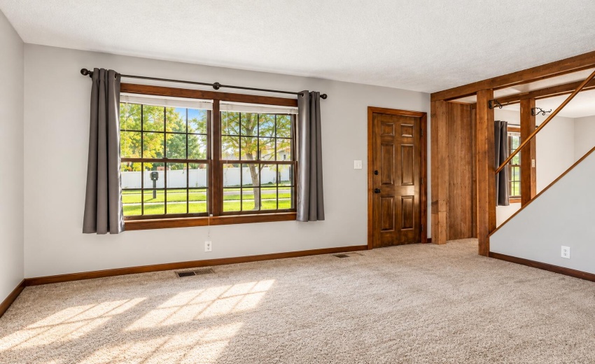Living Room Virw 1