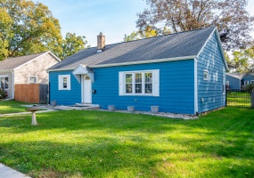 1012 Elmhurst Street, Valparaiso, Indiana, 3 Bedrooms Bedrooms, 5 Rooms Rooms,1 BathroomBathrooms,Residential,For Sale,Elmhurst,NRA846746