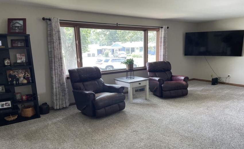 Living room 4
