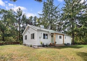10658 200, Westville, Indiana, 3 Bedrooms Bedrooms, 6 Rooms Rooms,3 BathroomsBathrooms,Residential,For Sale,200,NRA846992