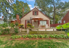 3324 Ridge Road, Highland, Indiana, 3 Bedrooms Bedrooms, 7 Rooms Rooms,2 BathroomsBathrooms,Residential,For Sale,Ridge,NRA846993