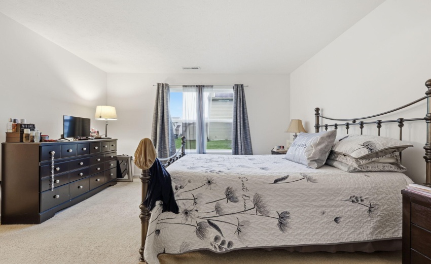 20-web-or-mls-Photo Oct 15 2026, 8 23 01