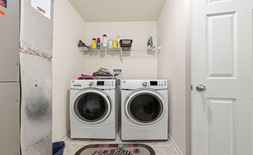 10-web-or-mls-Photo Oct 15 2026, 8 15 22