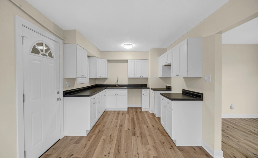 08 7807 Walnut