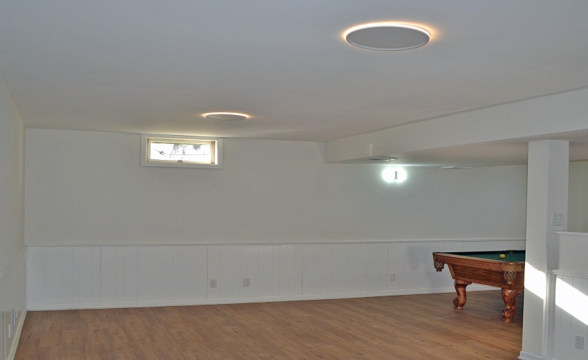 BASEMENT Slim Recessed LED Downlight wit