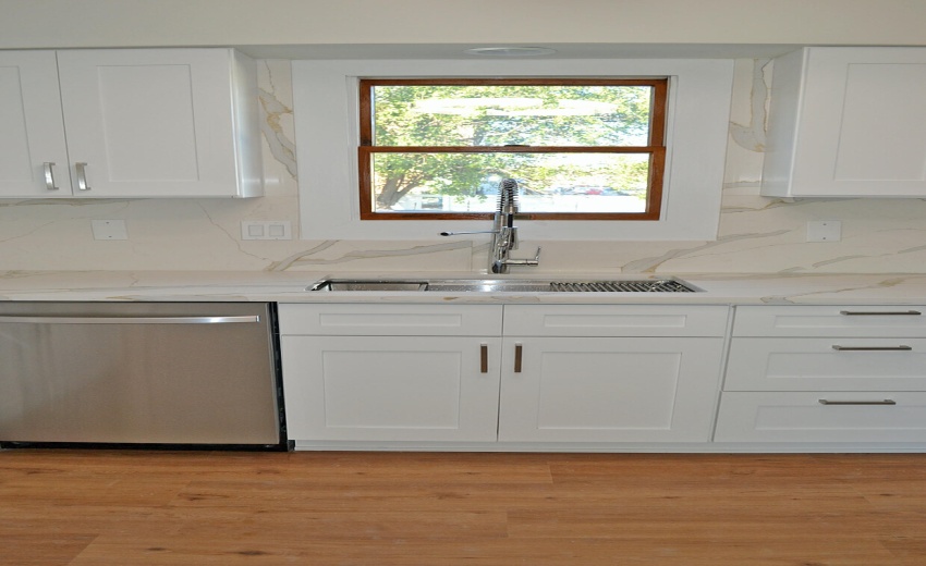 KITCHEN SINK