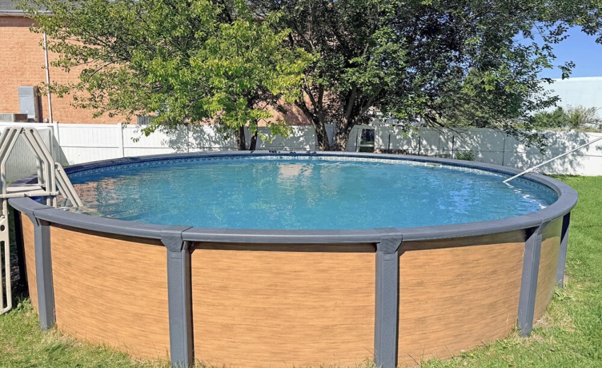 POOL IN SUMMER