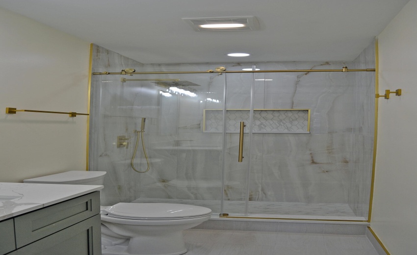 MBATH WALK IN SHOWER