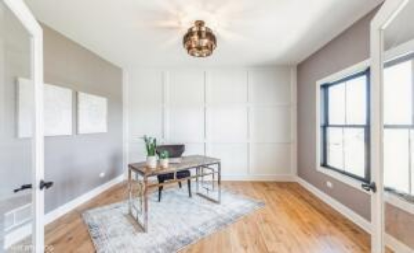 Den/ flex room