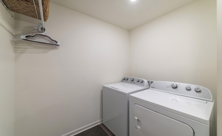 NLaundryWayland0010
