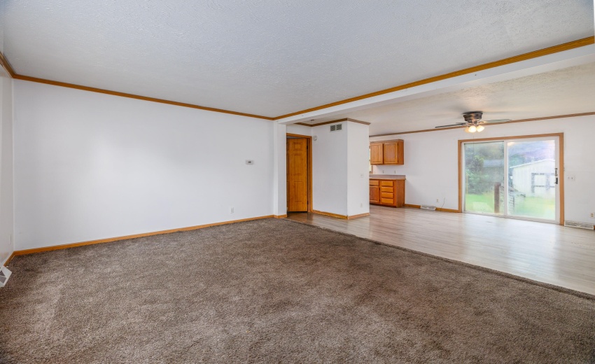 106 W Allen St Kentland-3