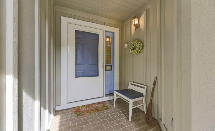 24-web-or-mls-9_Muirfield_Dr_Michigan_Ci