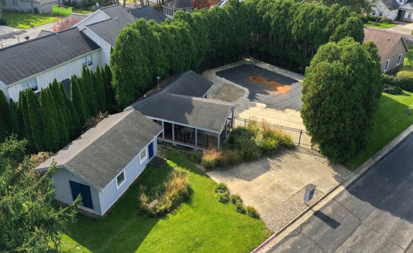 30-web-or-mls-9_Muirfield_Dr_Michigan_Ci