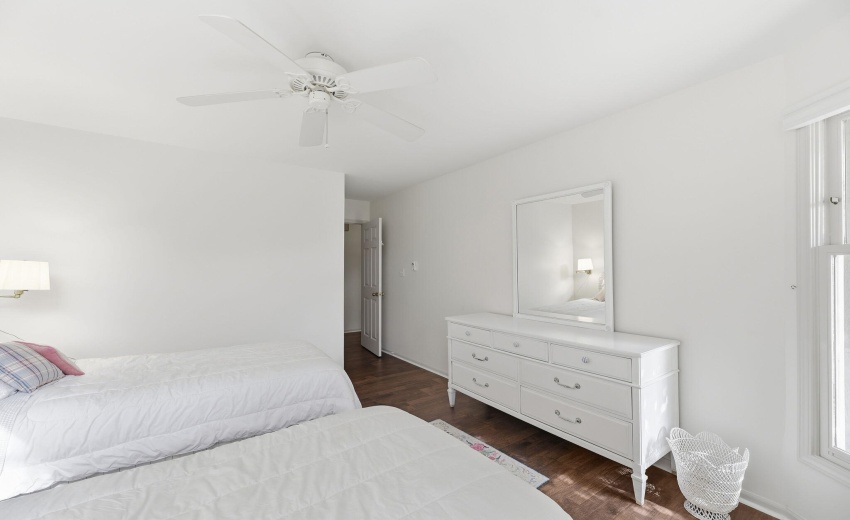 20-web-or-mls-9_Muirfield_Dr_Michigan_Ci