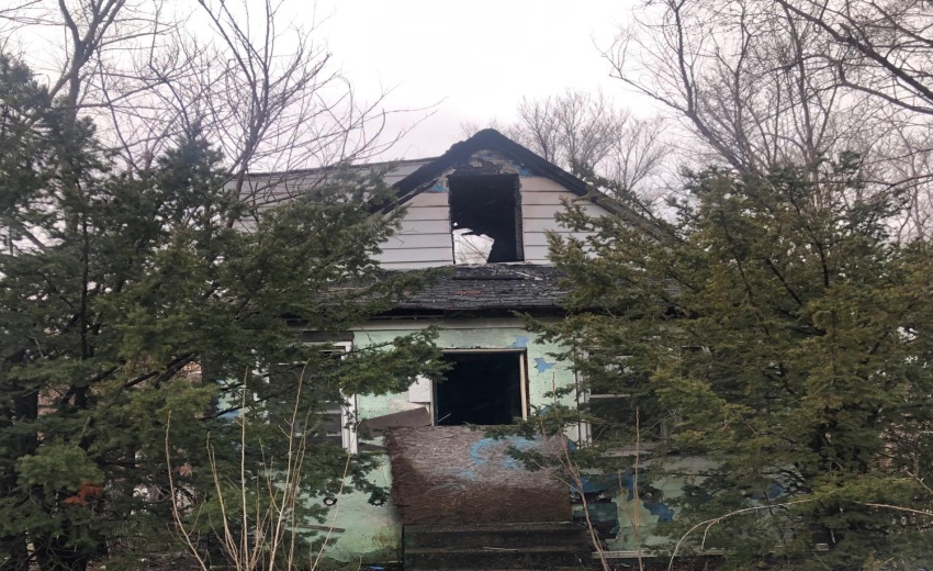 2588 Connecticut Street, Gary, Indiana 46407, 3 Bedrooms Bedrooms, 6 Rooms Rooms,1 BathroomBathrooms,Residential,Sale,Connecticut,527208