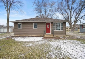 3602 104th Place, Crown Point, Indiana 46307, 2 Bedrooms Bedrooms, 4 Rooms Rooms,1 BathroomBathrooms,Residential,Sale,104th,527193