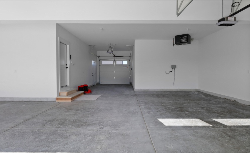 St-John-4-Car-Garage.jpg