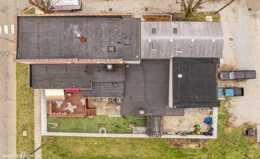 53_2325WabashSt_181023_AerialView_Large
