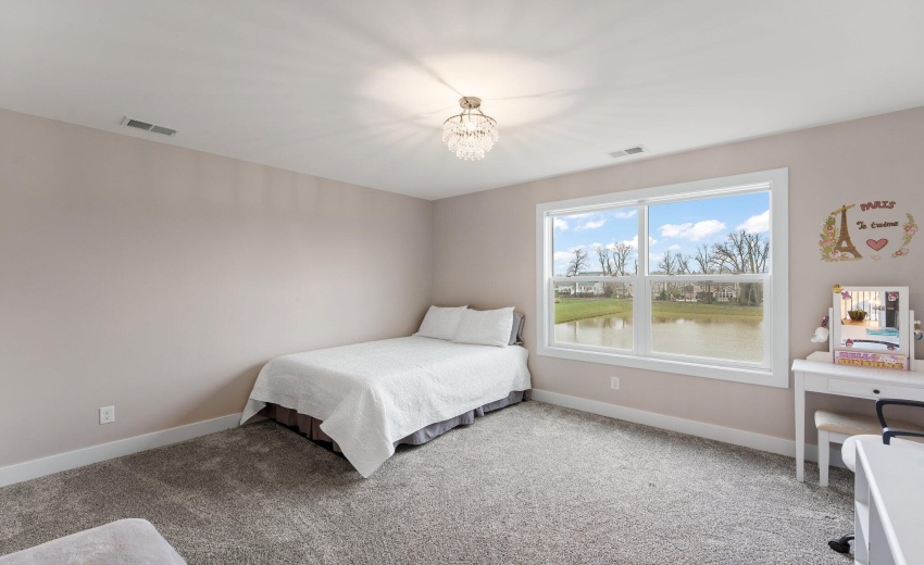 Bedroom 3 with Walk-in Closet