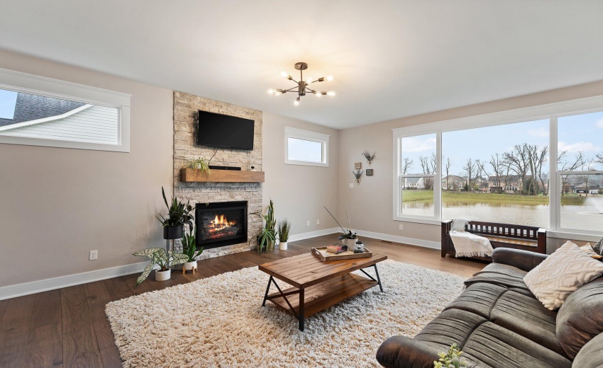 Entertaining Area with Fireplace