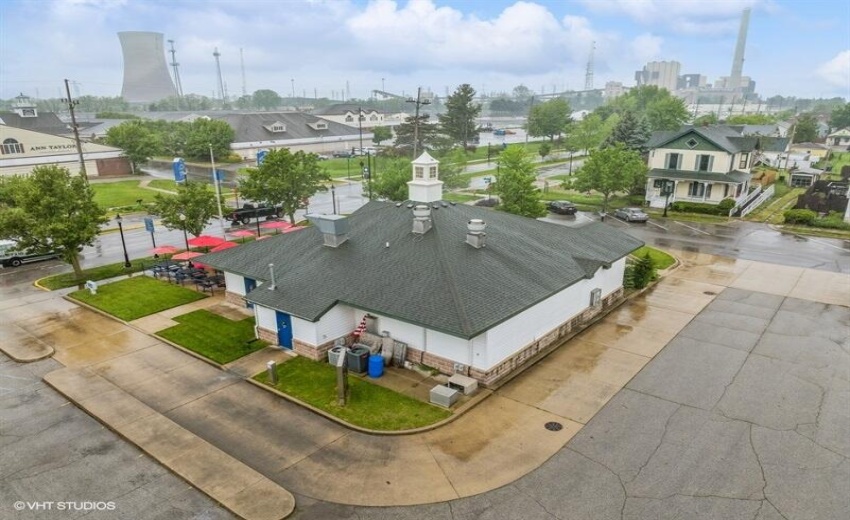 22_600WabashSt_181021_AerialView_Small