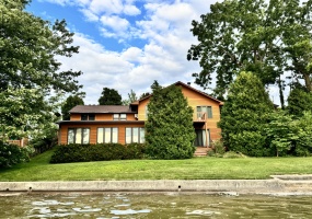 1500 Lake Shore Drive, Kewanna, Indiana, 3 Bedrooms Bedrooms, 10 Rooms Rooms,2 BathroomsBathrooms,Residential,For Sale,Lake Shore,NRA806563