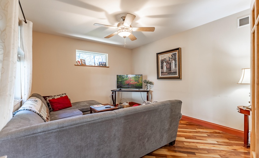 1 Timber Ridge Ct-52