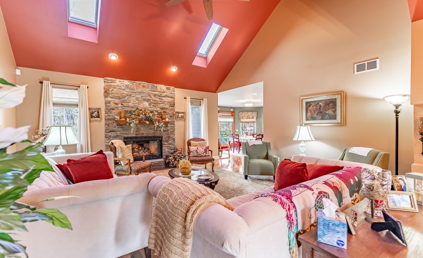 1 Timber Ridge Ct-44