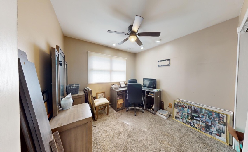 327-S-18th-St-08122024_153913