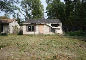1327 Dakota Street, Gary, Indiana, 2 Bedrooms Bedrooms, 5 Rooms Rooms,1 BathroomBathrooms,Residential,For Sale,Dakota,NRA809814