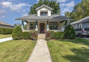 901 Beech Street, Valparaiso, Indiana, 4 Bedrooms Bedrooms, 8 Rooms Rooms,2 BathroomsBathrooms,Residential,For Sale,Beech,NRA810041