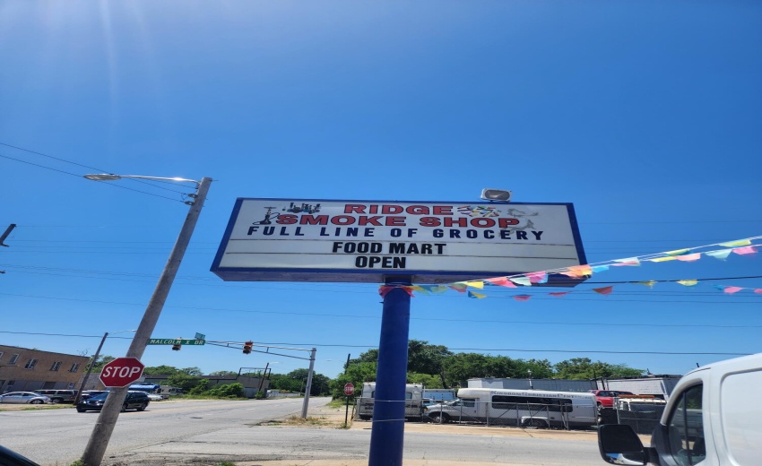 800ridge bus sign