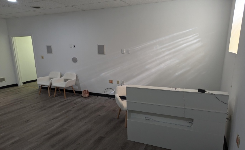 PXL_20240803_220341205