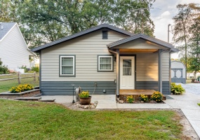 10566 Hackberry Avenue, Monterey, Indiana, 2 Bedrooms Bedrooms, 7 Rooms Rooms,2 BathroomsBathrooms,Residential,For Sale,Hackberry,NRA810896