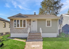 550 King Street, Gary, Indiana, 3 Bedrooms Bedrooms, 7 Rooms Rooms,2 BathroomsBathrooms,Residential,For Sale,King,NRA811426