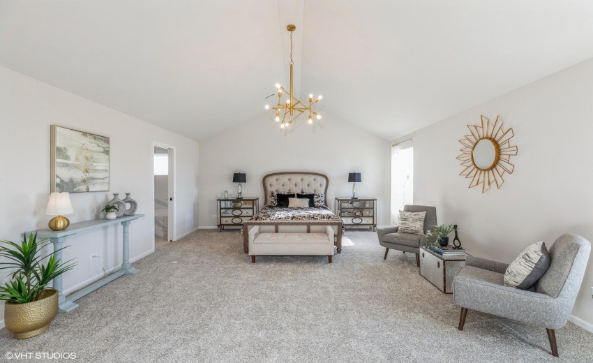 12_131777thPlace_14_PrimaryBedroom_MRED_