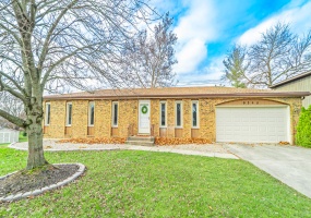 9540 Cleveland Street, Crown Point, Indiana, 3 Bedrooms Bedrooms, 10 Rooms Rooms,2 BathroomsBathrooms,Residential,For Sale,Cleveland,NRA812170