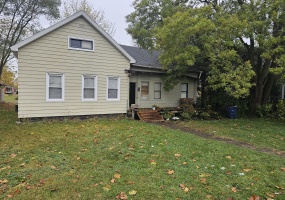 1301 Manhattan Street, Michigan City, Indiana, 3 Bedrooms Bedrooms, 8 Rooms Rooms,1 BathroomBathrooms,Residential,For Sale,Manhattan,NRA812979