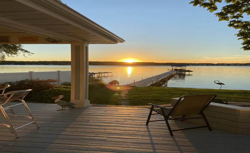 Sunrise on the Lake