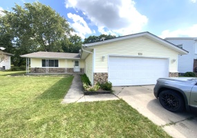 1939 Sir Richard Road, Schererville, Indiana, 4 Bedrooms Bedrooms, 8 Rooms Rooms,3 BathroomsBathrooms,Residential,For Sale,Sir Richard,NRA815211